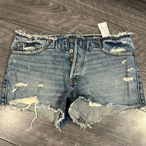 Abercrombie low rise short